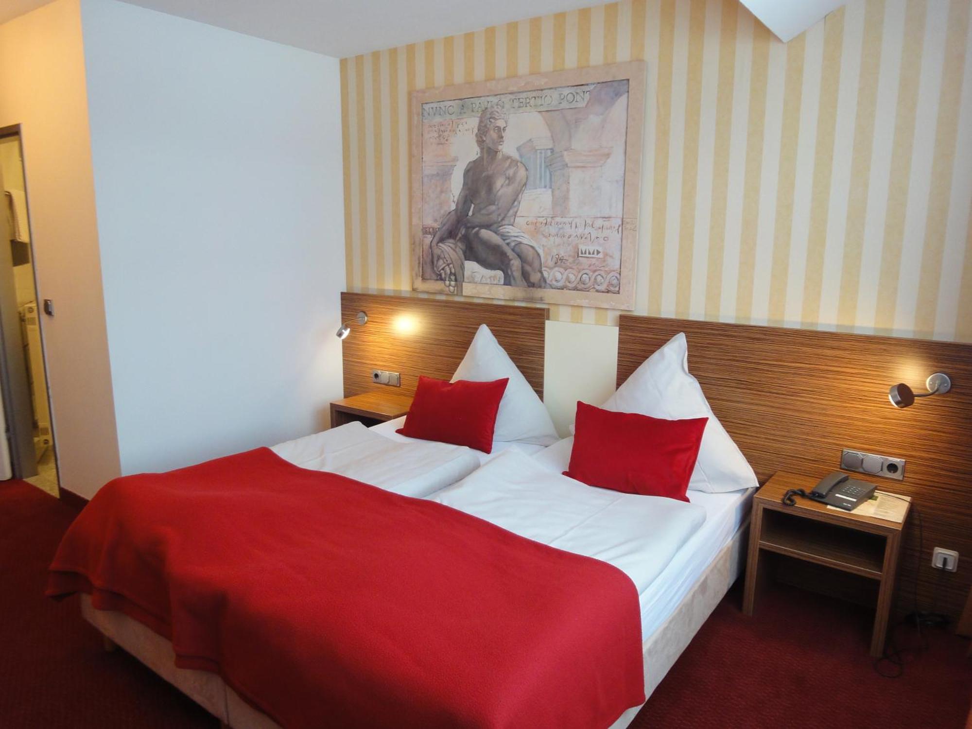 Hotel Scheidberg Wallerfangen Ngoại thất bức ảnh