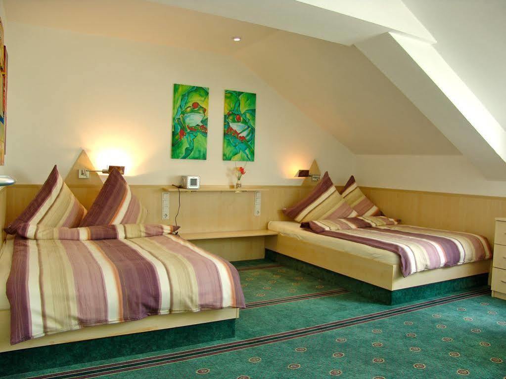 Hotel Scheidberg Wallerfangen Ngoại thất bức ảnh